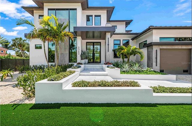 7233 PINE NEEDLE ROAD, Sarasota, FL 34242