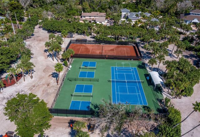 7233 PINE NEEDLE ROAD, Sarasota, FL 34242