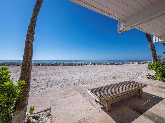 7233 PINE NEEDLE ROAD, Sarasota, FL 34242