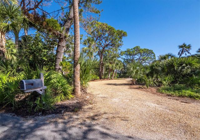 7233 PINE NEEDLE ROAD, Sarasota, FL 34242