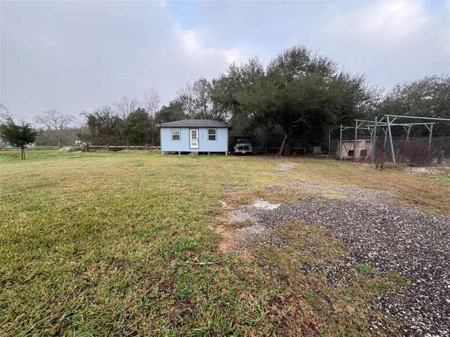 7230 Moore Street, Hitchcock, TX 77563