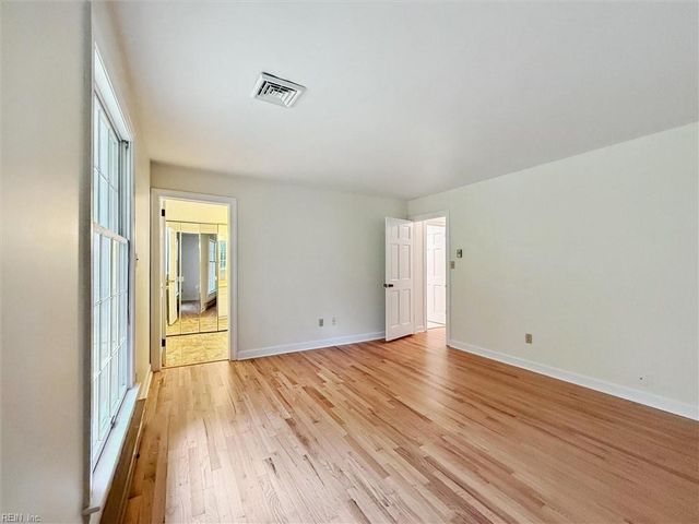 105 Ilex DR, Yorktown, VA 23692