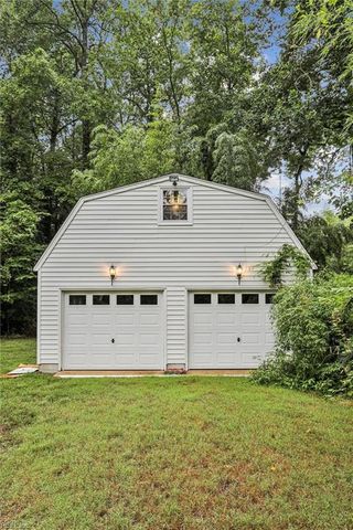 105 Ilex DR, Yorktown, VA 23692