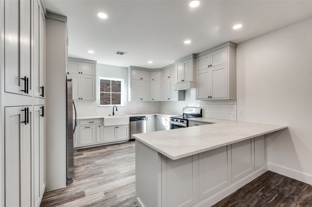 1013 Murphy Street, Gainesville, TX 76240