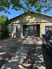 1225 Cypress Street, East Palo Alto, CA 94303