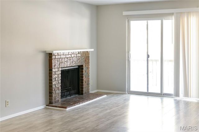 1536 Springlet Court 31, Florissant, MO 63033