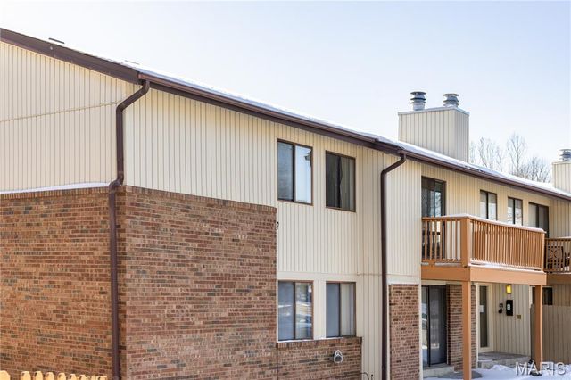 1536 Springlet Court 31, Florissant, MO 63033