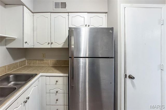 1536 Springlet Court 31, Florissant, MO 63033