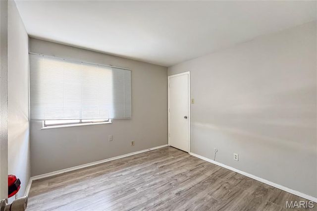 1536 Springlet Court 31, Florissant, MO 63033