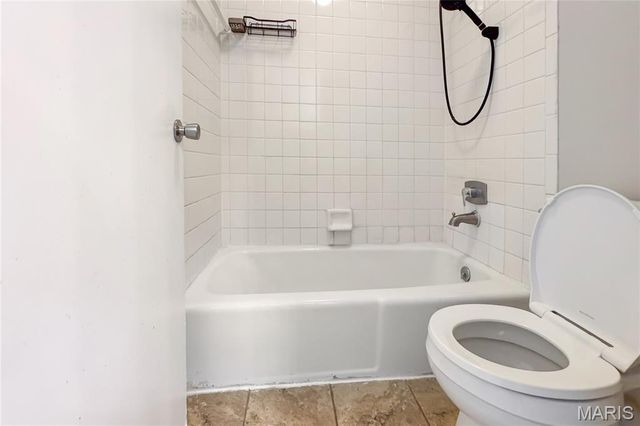 1536 Springlet Court 31, Florissant, MO 63033