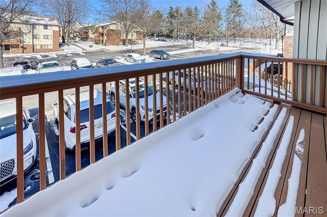 1536 Springlet Court 31, Florissant, MO 63033