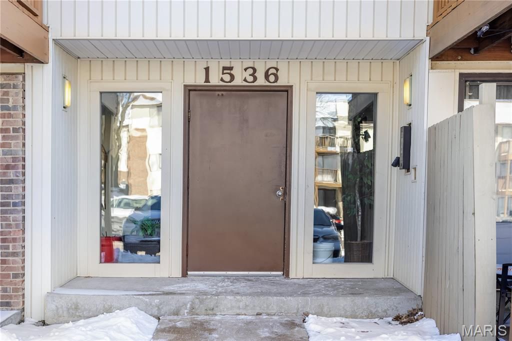 1536 Springlet Court 31, Florissant, MO 63033