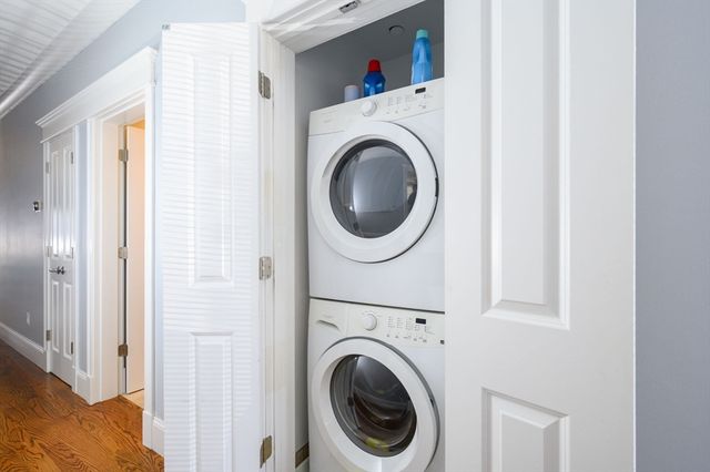 39 Coffey St 2, Boston, MA 02122