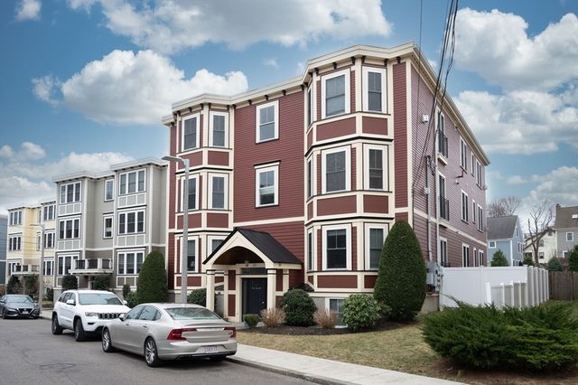 39 Coffey St 2, Boston, MA 02122