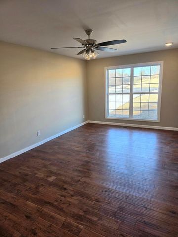 54 Emily Lane, London, KY 40744