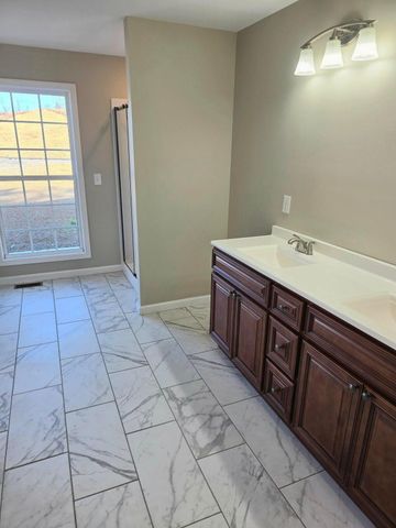 54 Emily Lane, London, KY 40744