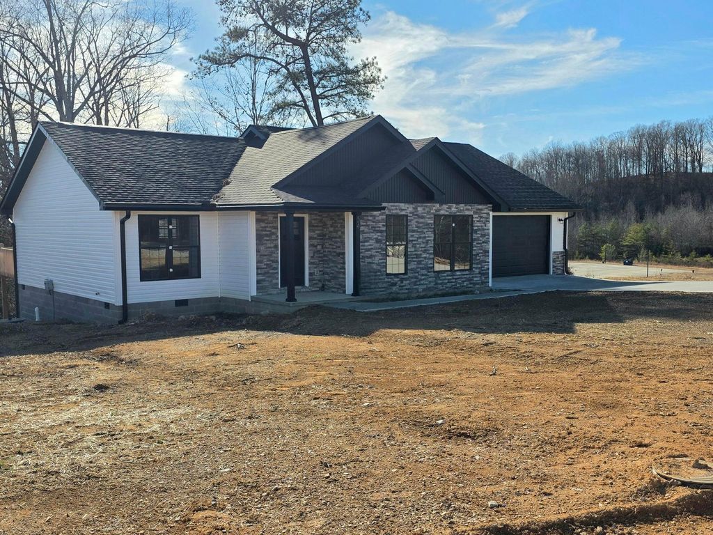 54 Emily Lane, London, KY 40744