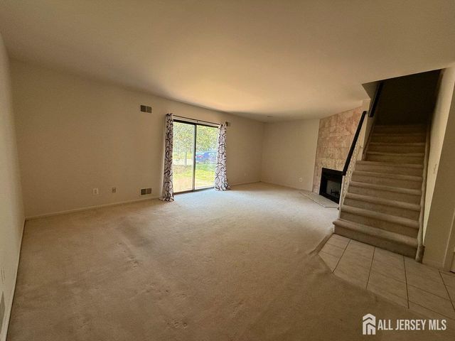 12 Sunflower Court, Edison, NJ 08820