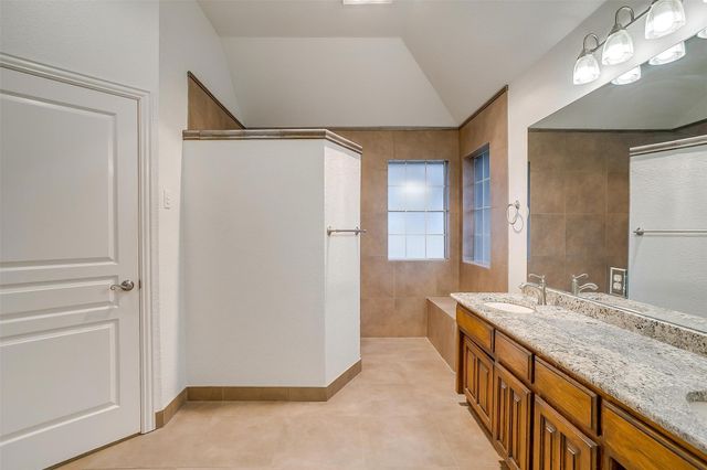 11624 Virginia Way Court, Fort Worth, TX 76008