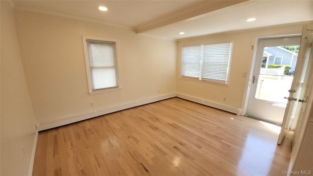 95 Pleasure Avenue, Ronkonkoma, NY 11779