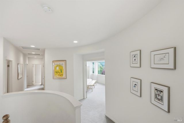 7576 Meadowlark Dr, Sebastopol, CA 95472