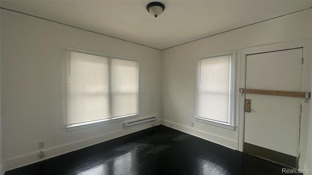 5771 Chatsworth Street, Detroit, MI 48224