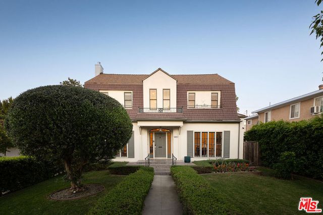 940 Westchester Place, Los Angeles, CA 90019