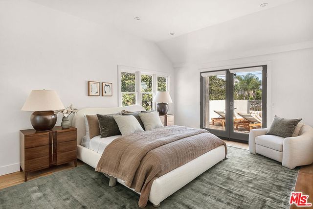 940 Westchester Place, Los Angeles, CA 90019