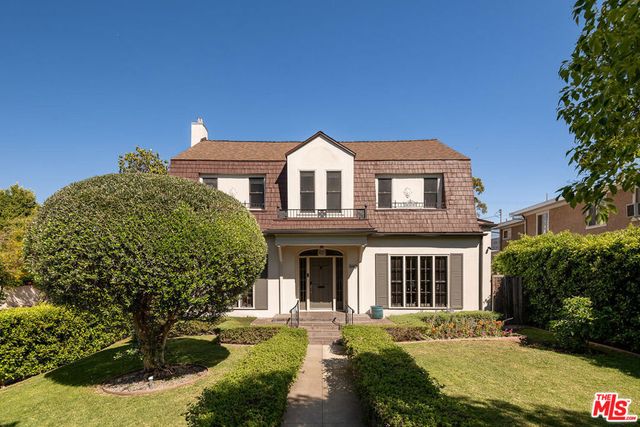 940 Westchester Place, Los Angeles, CA 90019