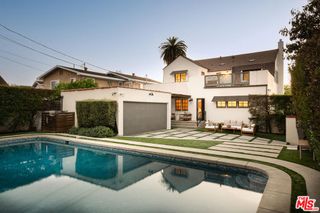 940 Westchester Place, Los Angeles, CA 90019