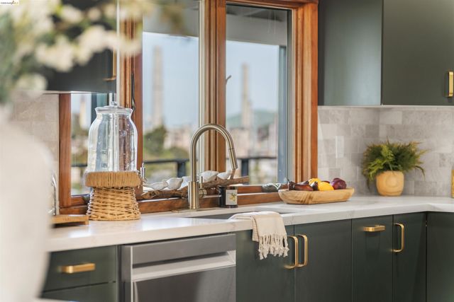 2115 Valente Cir, Martinez, CA 94553