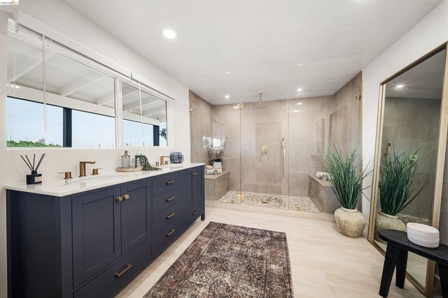 2115 Valente Cir, Martinez, CA 94553