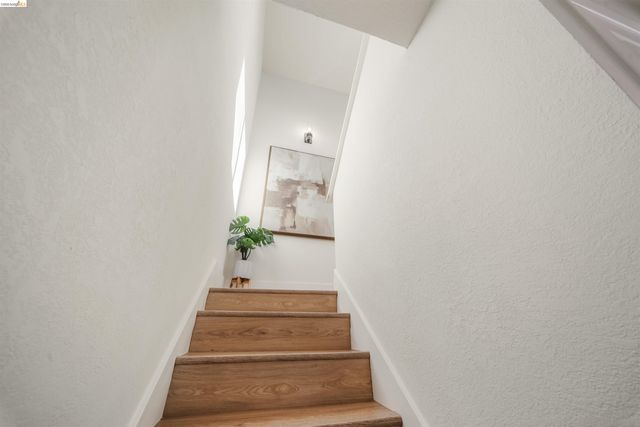 2115 Valente Cir, Martinez, CA 94553