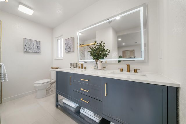 2115 Valente Cir, Martinez, CA 94553