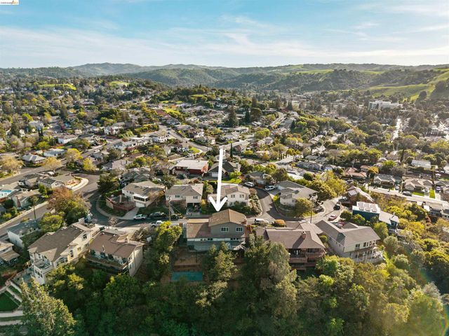 2115 Valente Cir, Martinez, CA 94553