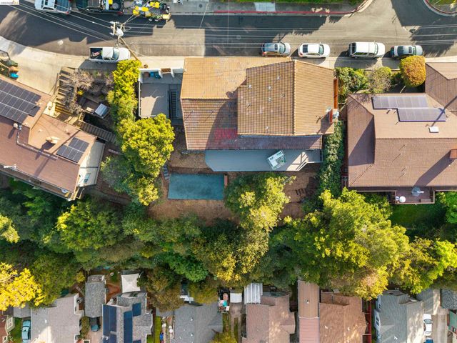 2115 Valente Cir, Martinez, CA 94553