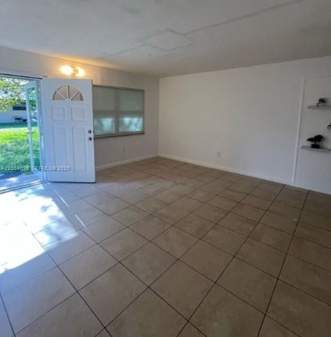 2210 SW 46th Ct 4, Dania Beach, FL 33312