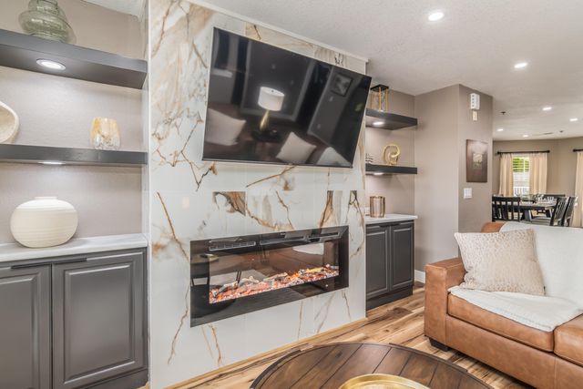 635 Ozark Mountain Resort Drive 115, Kimberling City, MO 65686