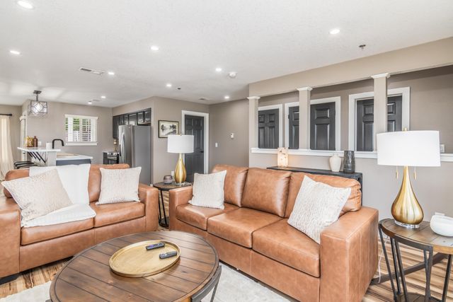 635 Ozark Mountain Resort Drive 115, Kimberling City, MO 65686