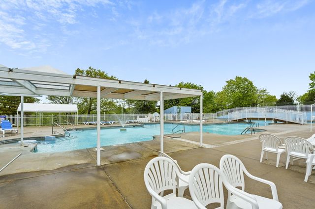 635 Ozark Mountain Resort Drive 115, Kimberling City, MO 65686