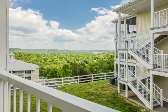 635 Ozark Mountain Resort Drive 115, Kimberling City, MO 65686