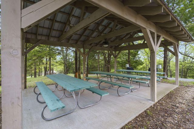 635 Ozark Mountain Resort Drive 115, Kimberling City, MO 65686