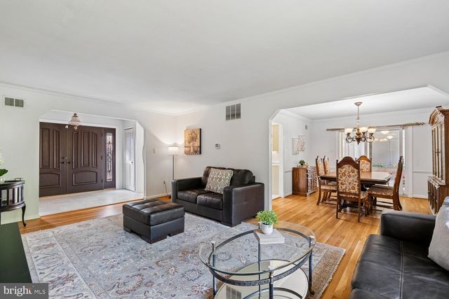 13818 OVERTON LN, Silver Spring, MD 20904