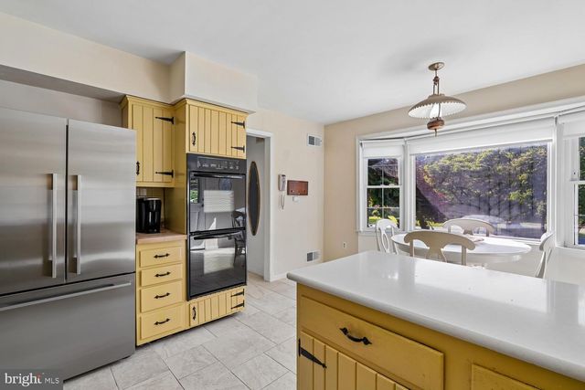 13818 OVERTON LN, Silver Spring, MD 20904