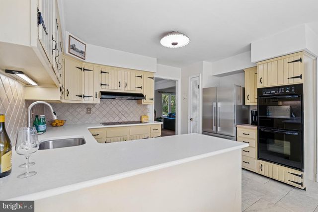 13818 OVERTON LN, Silver Spring, MD 20904