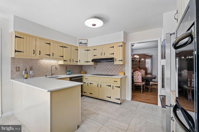 13818 OVERTON LN, Silver Spring, MD 20904