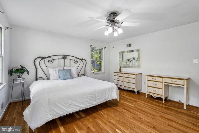 13818 OVERTON LN, Silver Spring, MD 20904
