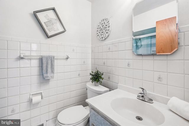 13818 OVERTON LN, Silver Spring, MD 20904