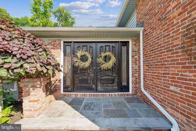 13818 OVERTON LN, Silver Spring, MD 20904