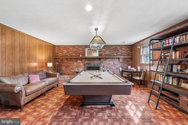 13818 OVERTON LN, Silver Spring, MD 20904